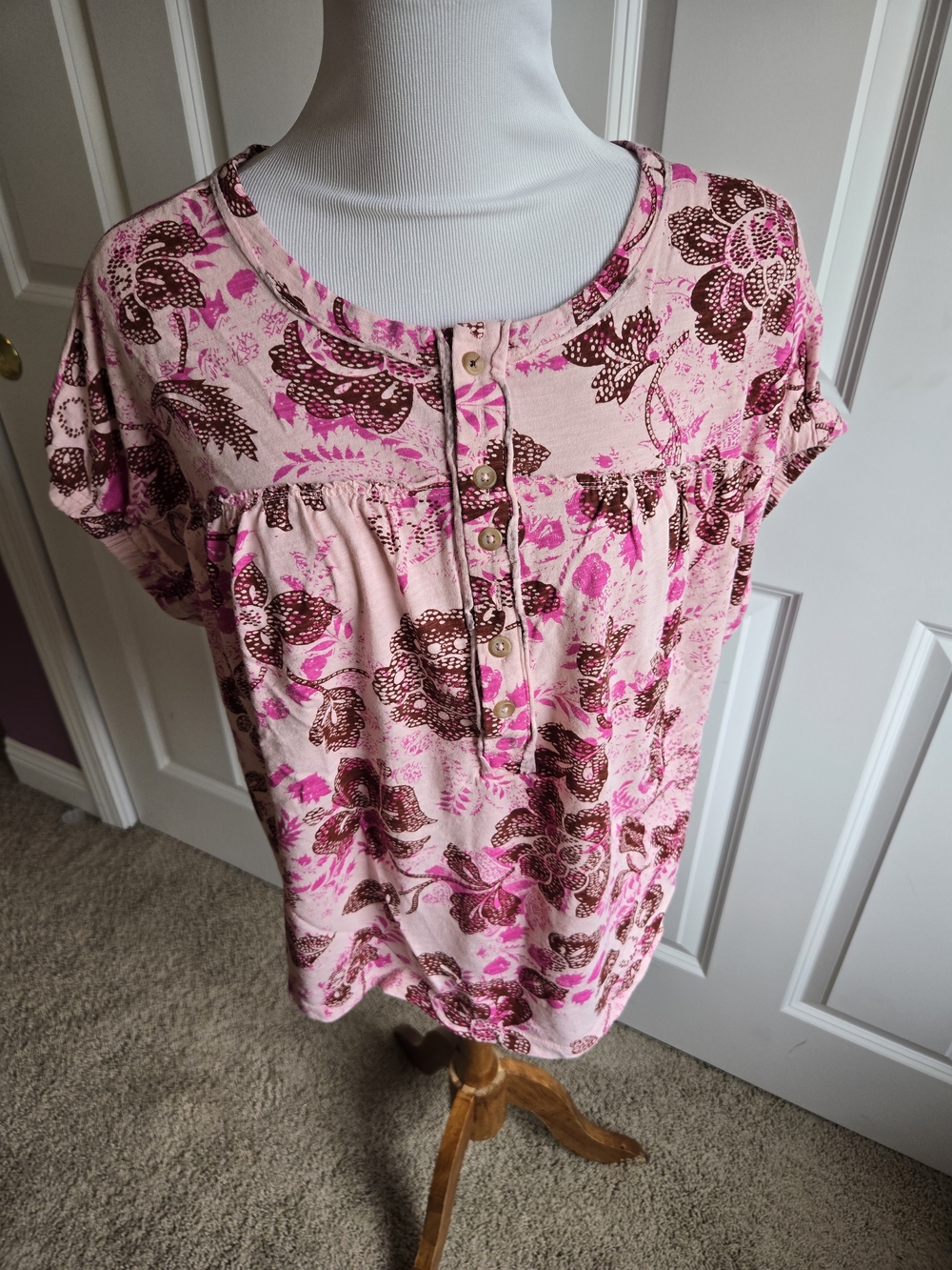 Pilcro Pink and Brown Floral Short-Sleeve Blouse - Small Oversized